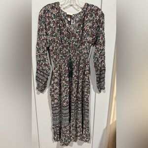 Knox Rose Floral Long Sleeve Dress